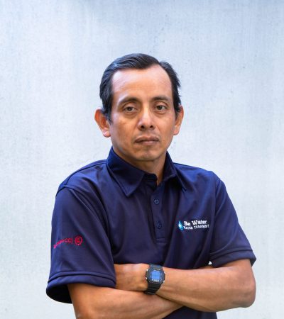 César López